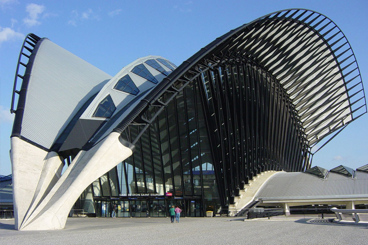 شقة غرفتين وصالة للبيع